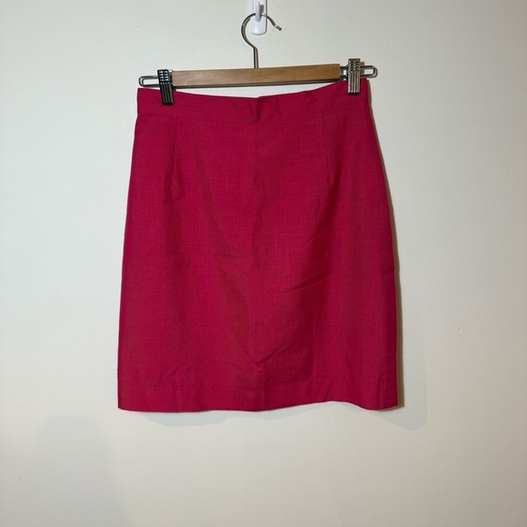 Elegant Pink Skirt - Picture 1 of 8